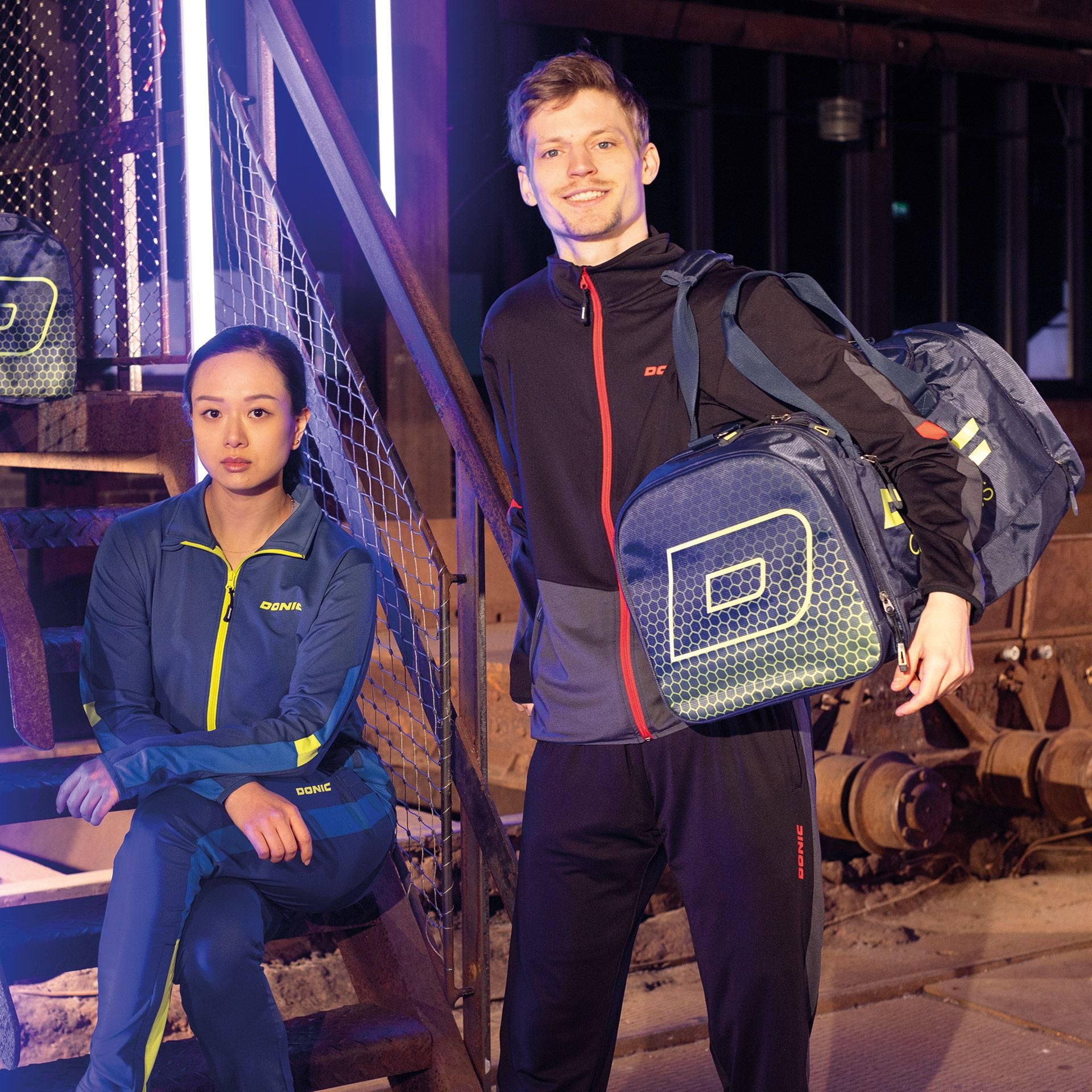 Donic Træningsbukser Trail sort/antracit/rød